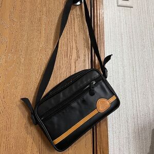 Mohawk Unisex Faux Leather Black Crossbody Camera Bag with Subdivided Interior